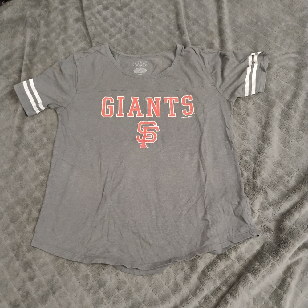 5th & Ocean Gray Giants Women's Tee